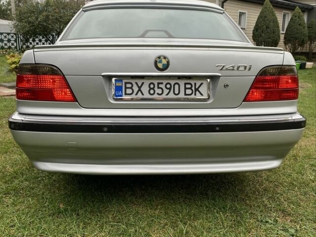 Серый БМВ 7 Серия, объемом двигателя 4.4 л и пробегом 362 тыс. км за 3800 $, фото 2 на Automoto.ua