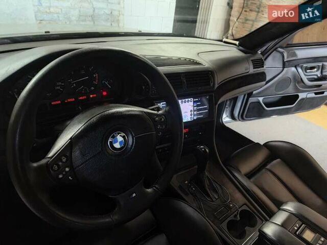 Сірий БМВ 7 Серія, об'ємом двигуна 3.5 л та пробігом 401 тис. км за 13000 $, фото 29 на Automoto.ua