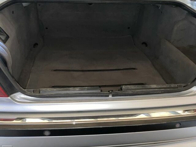 Серый БМВ 7 Серия, объемом двигателя 4.4 л и пробегом 362 тыс. км за 3800 $, фото 7 на Automoto.ua