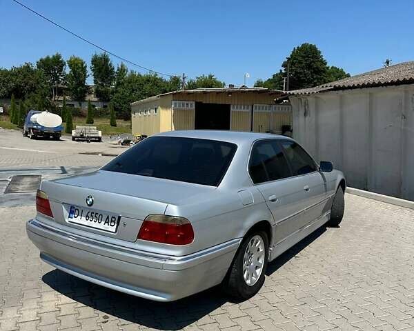 Серый БМВ 7 Серия, объемом двигателя 2.79 л и пробегом 350 тыс. км за 2999 $, фото 13 на Automoto.ua