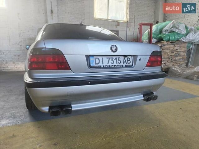 Сірий БМВ 7 Серія, об'ємом двигуна 3.5 л та пробігом 401 тис. км за 13000 $, фото 57 на Automoto.ua