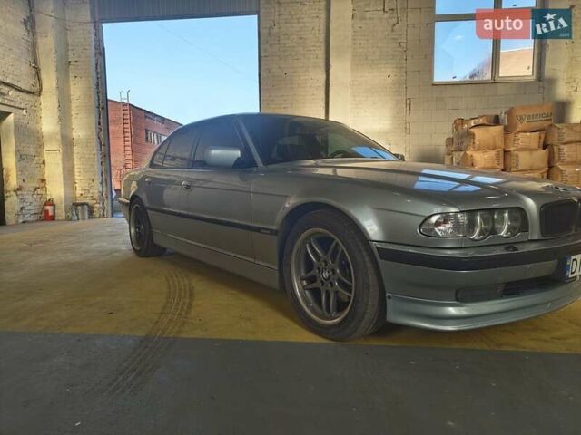 Сірий БМВ 7 Серія, об'ємом двигуна 3.5 л та пробігом 401 тис. км за 13000 $, фото 9 на Automoto.ua