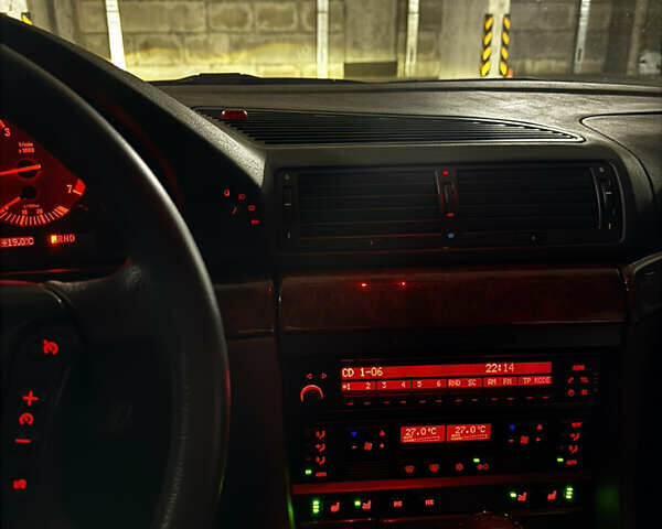 Серый БМВ 7 Серия, объемом двигателя 3.4 л и пробегом 315 тыс. км за 6999 $, фото 3 на Automoto.ua