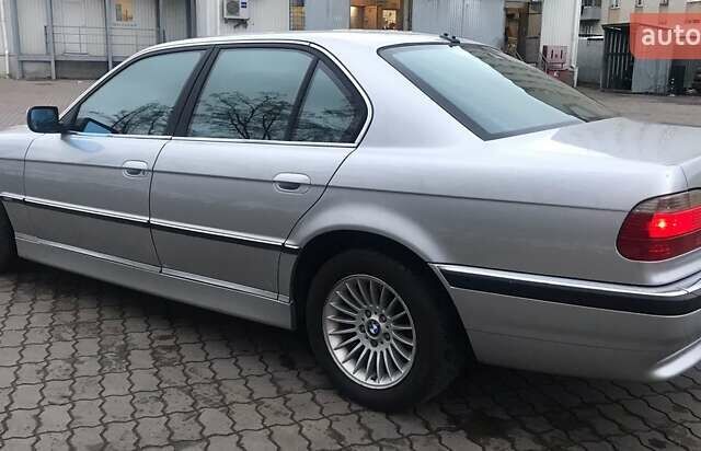 Сірий БМВ 7 Серія, об'ємом двигуна 3.5 л та пробігом 415 тис. км за 6500 $, фото 1 на Automoto.ua
