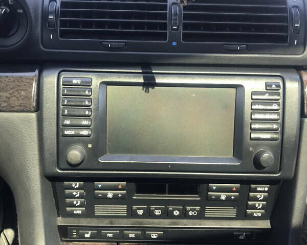 Серый БМВ 7 Серия, объемом двигателя 3 л и пробегом 280 тыс. км за 7000 $, фото 16 на Automoto.ua