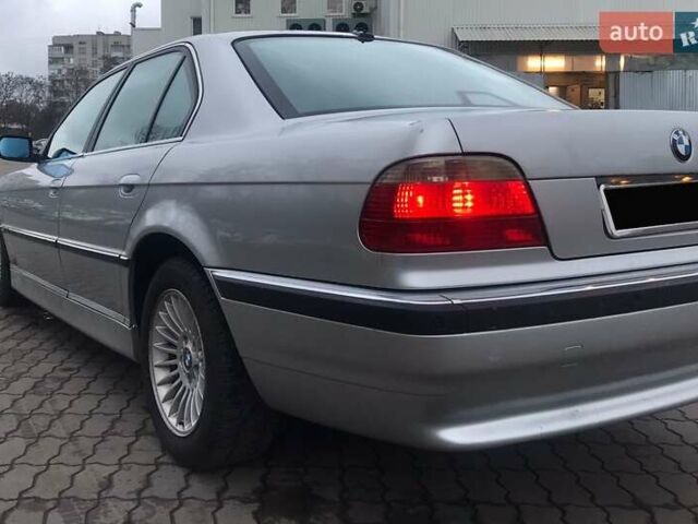 Сірий БМВ 7 Серія, об'ємом двигуна 3.5 л та пробігом 415 тис. км за 6500 $, фото 2 на Automoto.ua