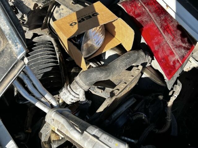 Серый БМВ 7 Серия, объемом двигателя 3 л и пробегом 312 тыс. км за 1200 $, фото 9 на Automoto.ua