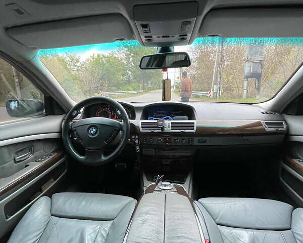 БМВ 7 Серія 2002 у Борисполе на Automoto.ua Сірий БМВ 7 Серія, об'ємом двигуна 4.4 л та пробігом 390 тис. км за 4850 $, фото 4 на Automoto.ua