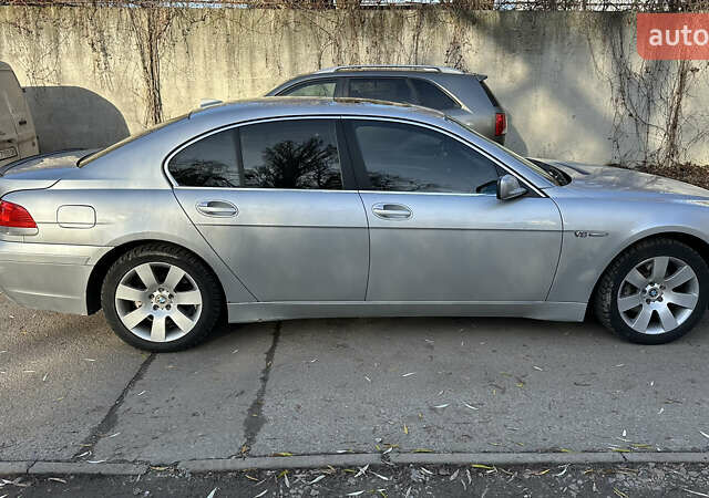 Серый БМВ 7 Серия, объемом двигателя 3.5 л и пробегом 315 тыс. км за 5500 $, фото 14 на Automoto.ua