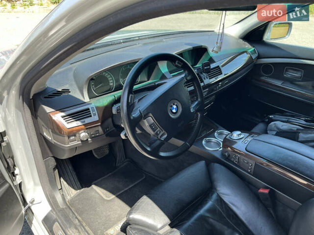 Серый БМВ 7 Серия, объемом двигателя 3.9 л и пробегом 360 тыс. км за 6700 $, фото 8 на Automoto.ua