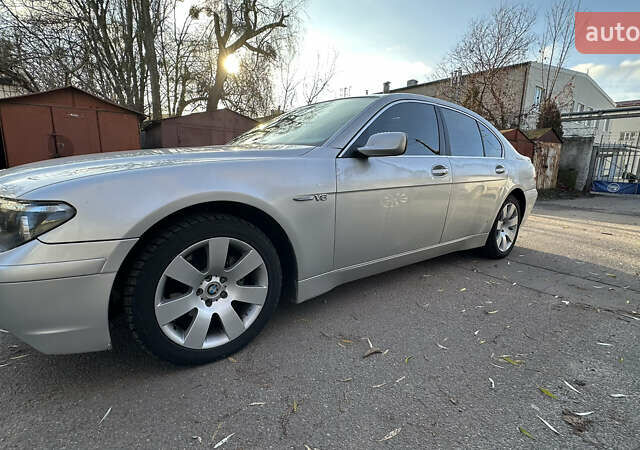 Серый БМВ 7 Серия, объемом двигателя 3.5 л и пробегом 315 тыс. км за 5500 $, фото 4 на Automoto.ua