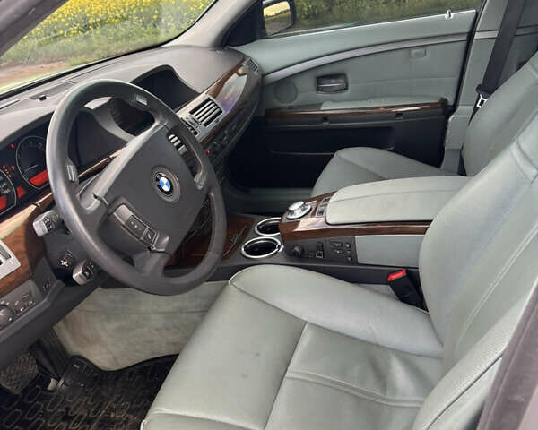 Сірий БМВ 7 Серія, об'ємом двигуна 0 л та пробігом 100 тис. км за 11000 $, фото 10 на Automoto.ua