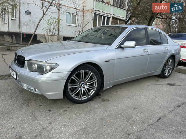 Серый БМВ 7 Серия, объемом двигателя 3.5 л и пробегом 300 тыс. км за 7100 $, фото 3 на Automoto.ua