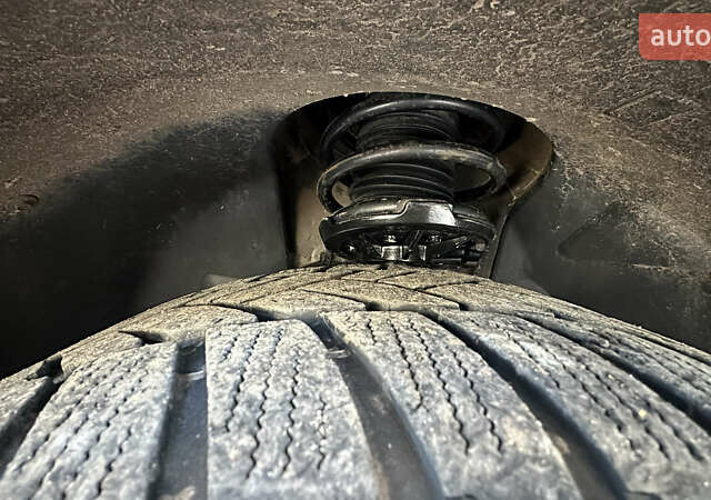 Серый БМВ 7 Серия, объемом двигателя 3.5 л и пробегом 315 тыс. км за 5500 $, фото 5 на Automoto.ua