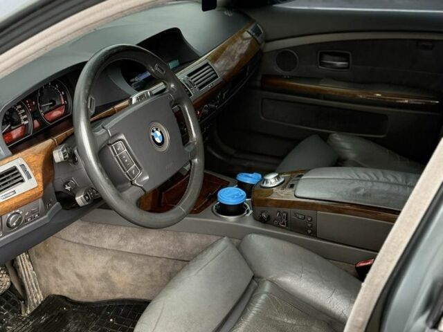 Серый БМВ 7 Серия, объемом двигателя 3.6 л и пробегом 270 тыс. км за 6200 $, фото 6 на Automoto.ua