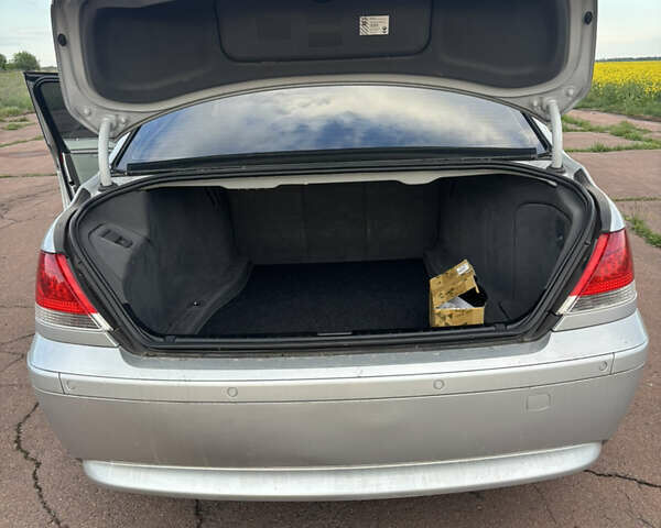 Сірий БМВ 7 Серія, об'ємом двигуна 0 л та пробігом 100 тис. км за 11000 $, фото 7 на Automoto.ua