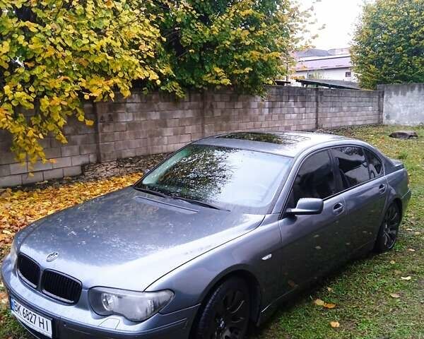 Серый БМВ 7 Серия, объемом двигателя 4.4 л и пробегом 300 тыс. км за 6000 $, фото 4 на Automoto.ua