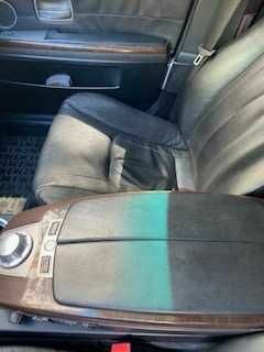 Серый БМВ 7 Серия, объемом двигателя 4.4 л и пробегом 435 тыс. км за 5500 $, фото 6 на Automoto.ua