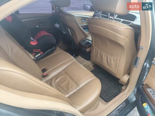 Сірий БМВ 7 Серія, об'ємом двигуна 3.5 л та пробігом 306 тис. км за 9000 $, фото 2 на Automoto.ua