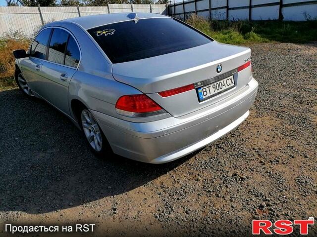 Серый БМВ 7 Серия, объемом двигателя 4.4 л и пробегом 210 тыс. км за 7500 $, фото 8 на Automoto.ua