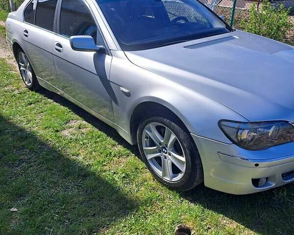 Серый БМВ 7 Серия, объемом двигателя 2.99 л и пробегом 397 тыс. км за 6800 $, фото 3 на Automoto.ua