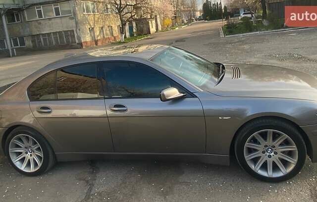 Серый БМВ 7 Серия, объемом двигателя 3 л и пробегом 540 тыс. км за 8500 $, фото 1 на Automoto.ua