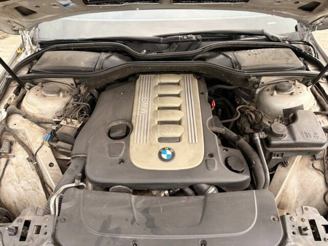 Серый БМВ 7 Серия, объемом двигателя 3 л и пробегом 450 тыс. км за 6000 $, фото 4 на Automoto.ua