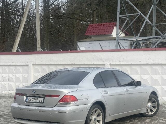 Серый БМВ 7 Серия, объемом двигателя 3 л и пробегом 360 тыс. км за 6300 $, фото 2 на Automoto.ua