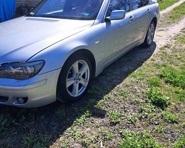 Серый БМВ 7 Серия, объемом двигателя 2.99 л и пробегом 397 тыс. км за 6800 $, фото 1 на Automoto.ua