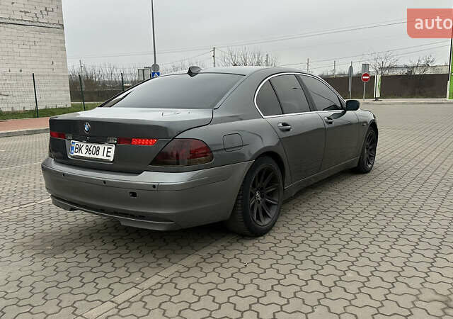 Серый БМВ 7 Серия, объемом двигателя 2.99 л и пробегом 311 тыс. км за 5500 $, фото 11 на Automoto.ua