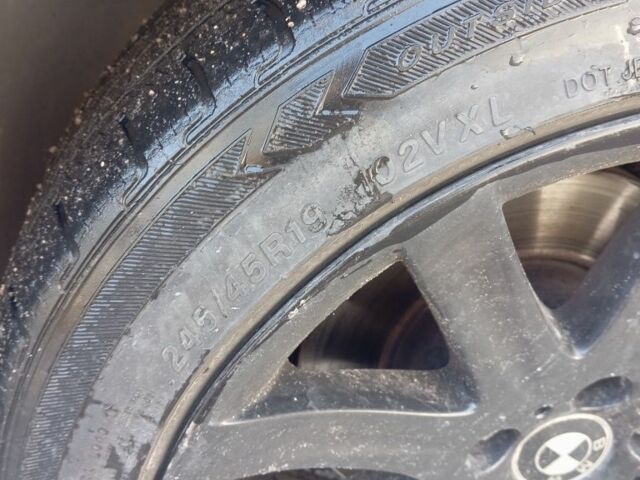 Серый БМВ 7 Серия, объемом двигателя 3 л и пробегом 320 тыс. км за 6200 $, фото 9 на Automoto.ua