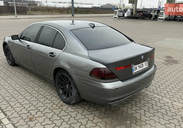 Серый БМВ 7 Серия, объемом двигателя 2.99 л и пробегом 311 тыс. км за 5500 $, фото 10 на Automoto.ua