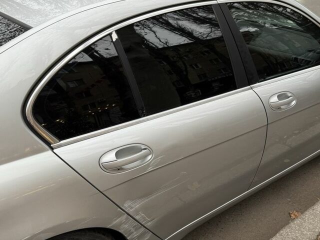 Серый БМВ 7 Серия, объемом двигателя 3 л и пробегом 305 тыс. км за 5800 $, фото 2 на Automoto.ua