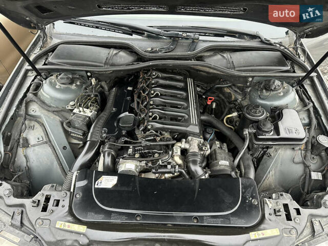 Серый БМВ 7 Серия, объемом двигателя 2.99 л и пробегом 311 тыс. км за 5500 $, фото 17 на Automoto.ua