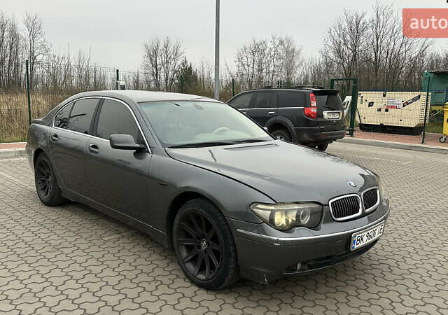Серый БМВ 7 Серия, объемом двигателя 2.99 л и пробегом 311 тыс. км за 5500 $, фото 16 на Automoto.ua