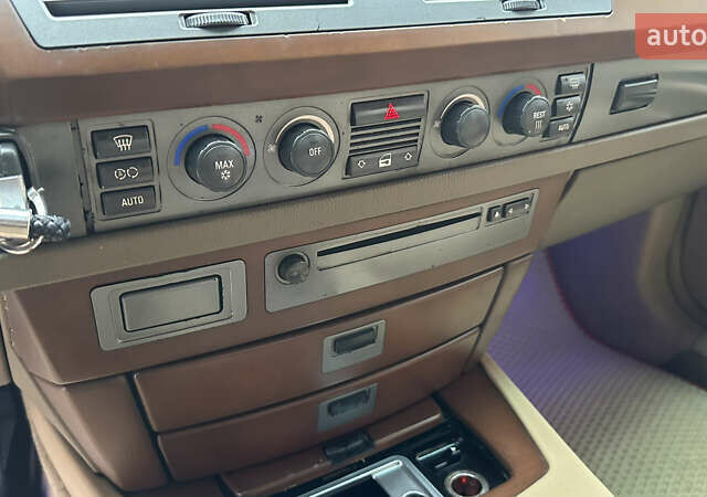 Серый БМВ 7 Серия, объемом двигателя 2.99 л и пробегом 311 тыс. км за 5500 $, фото 25 на Automoto.ua