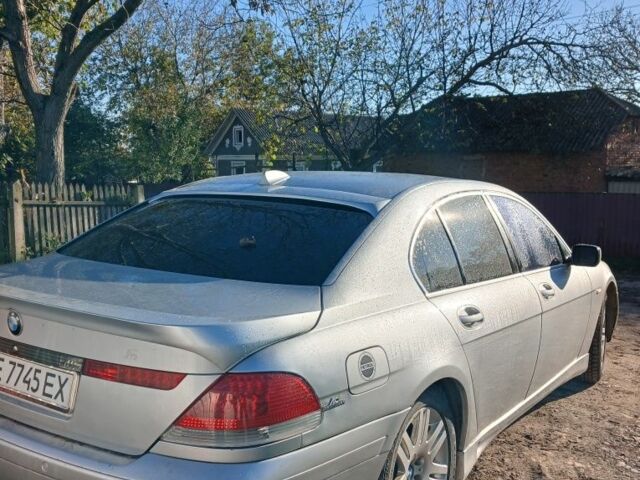 Серый БМВ 7 Серия, объемом двигателя 4.4 л и пробегом 265 тыс. км за 3800 $, фото 4 на Automoto.ua