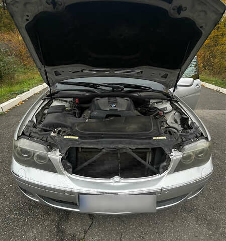 Серый БМВ 7 Серия, объемом двигателя 4 л и пробегом 327 тыс. км за 8300 $, фото 4 на Automoto.ua