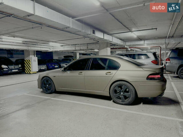 Сірий БМВ 7 Серія, об'ємом двигуна 4 л та пробігом 391 тис. км за 7500 $, фото 6 на Automoto.ua