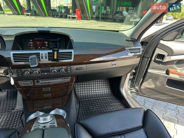 Сірий БМВ 7 Серія, об'ємом двигуна 3.98 л та пробігом 154 тис. км за 9999 $, фото 53 на Automoto.ua