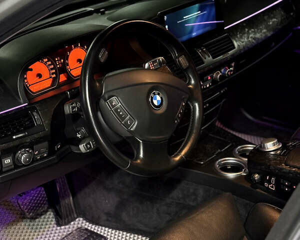 Сірий БМВ 7 Серія, об'ємом двигуна 4 л та пробігом 391 тис. км за 7500 $, фото 13 на Automoto.ua