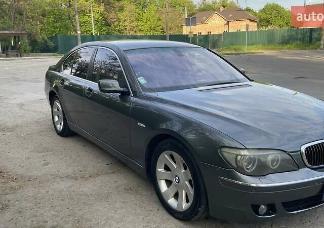 Серый БМВ 7 Серия, объемом двигателя 3 л и пробегом 323 тыс. км за 10300 $, фото 39 на Automoto.ua