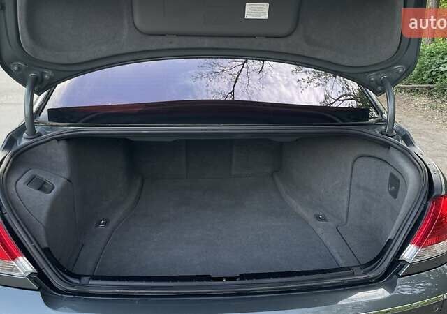 Серый БМВ 7 Серия, объемом двигателя 3 л и пробегом 323 тыс. км за 10300 $, фото 9 на Automoto.ua