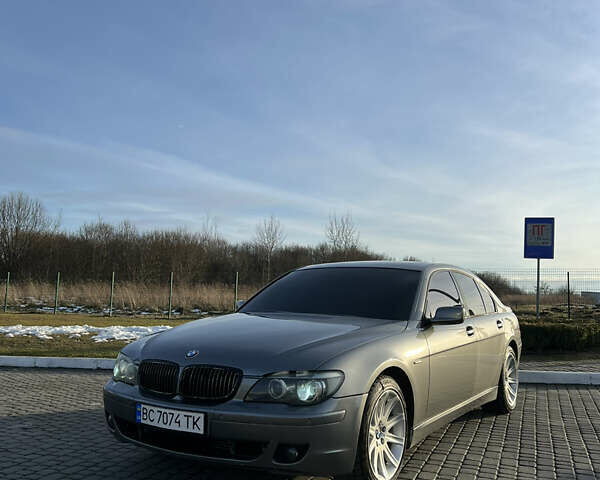 Серый БМВ 7 Серия, объемом двигателя 3 л и пробегом 410 тыс. км за 12700 $, фото 1 на Automoto.ua