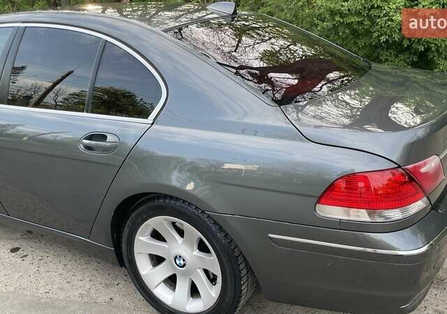 Серый БМВ 7 Серия, объемом двигателя 3 л и пробегом 323 тыс. км за 10300 $, фото 14 на Automoto.ua