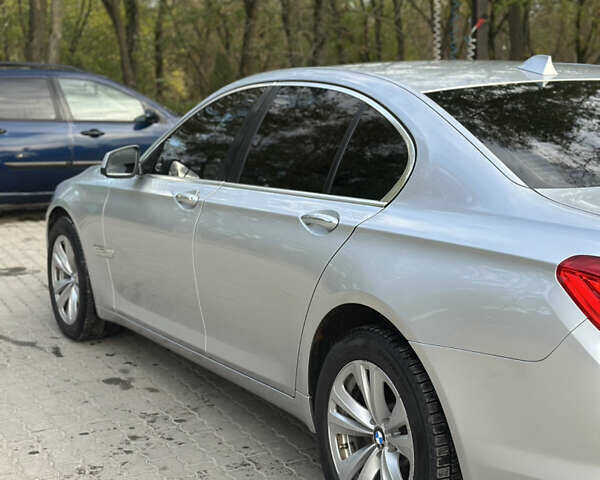 Серый БМВ 7 Серия, объемом двигателя 2.99 л и пробегом 210 тыс. км за 14800 $, фото 7 на Automoto.ua