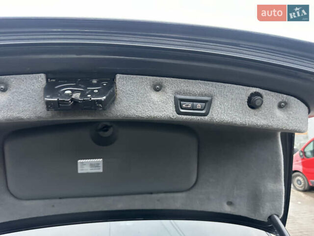 Серый БМВ 7 Серия, объемом двигателя 2.99 л и пробегом 308 тыс. км за 16500 $, фото 14 на Automoto.ua