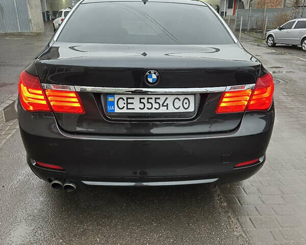 Серый БМВ 7 Серия, объемом двигателя 2.99 л и пробегом 308 тыс. км за 16500 $, фото 1 на Automoto.ua