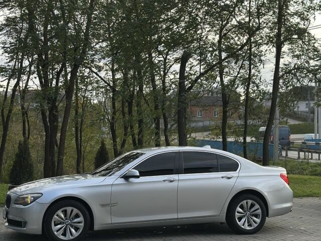 Серый БМВ 7 Серия, объемом двигателя 3 л и пробегом 210 тыс. км за 14800 $, фото 2 на Automoto.ua