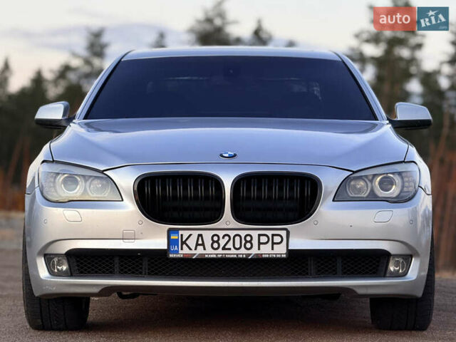 Серый БМВ 7 Серия, объемом двигателя 2.98 л и пробегом 343 тыс. км за 11500 $, фото 2 на Automoto.ua